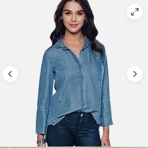 Anthropologie Cloth & Stone long sleeve denim button down shirt